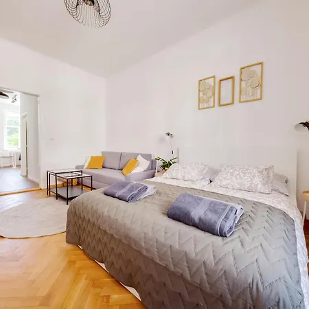 Premium Apartment Nearby Centre Prague Exterior photo